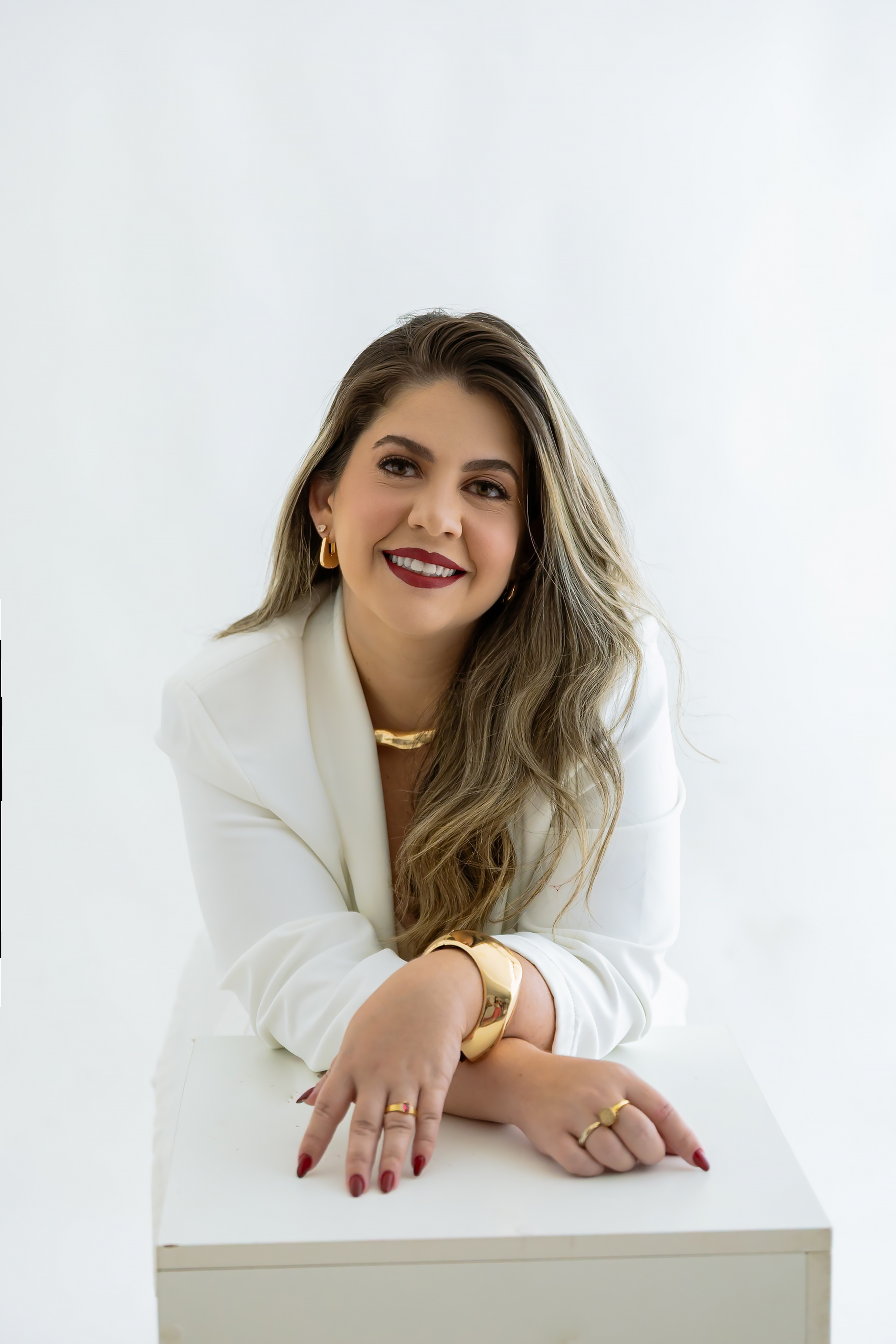 Dra. Isabela Amorim Siqueira — advogada em Petrolina/PE
